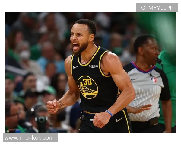 桑德斯称赞库里伟大只专注于提升自身表现